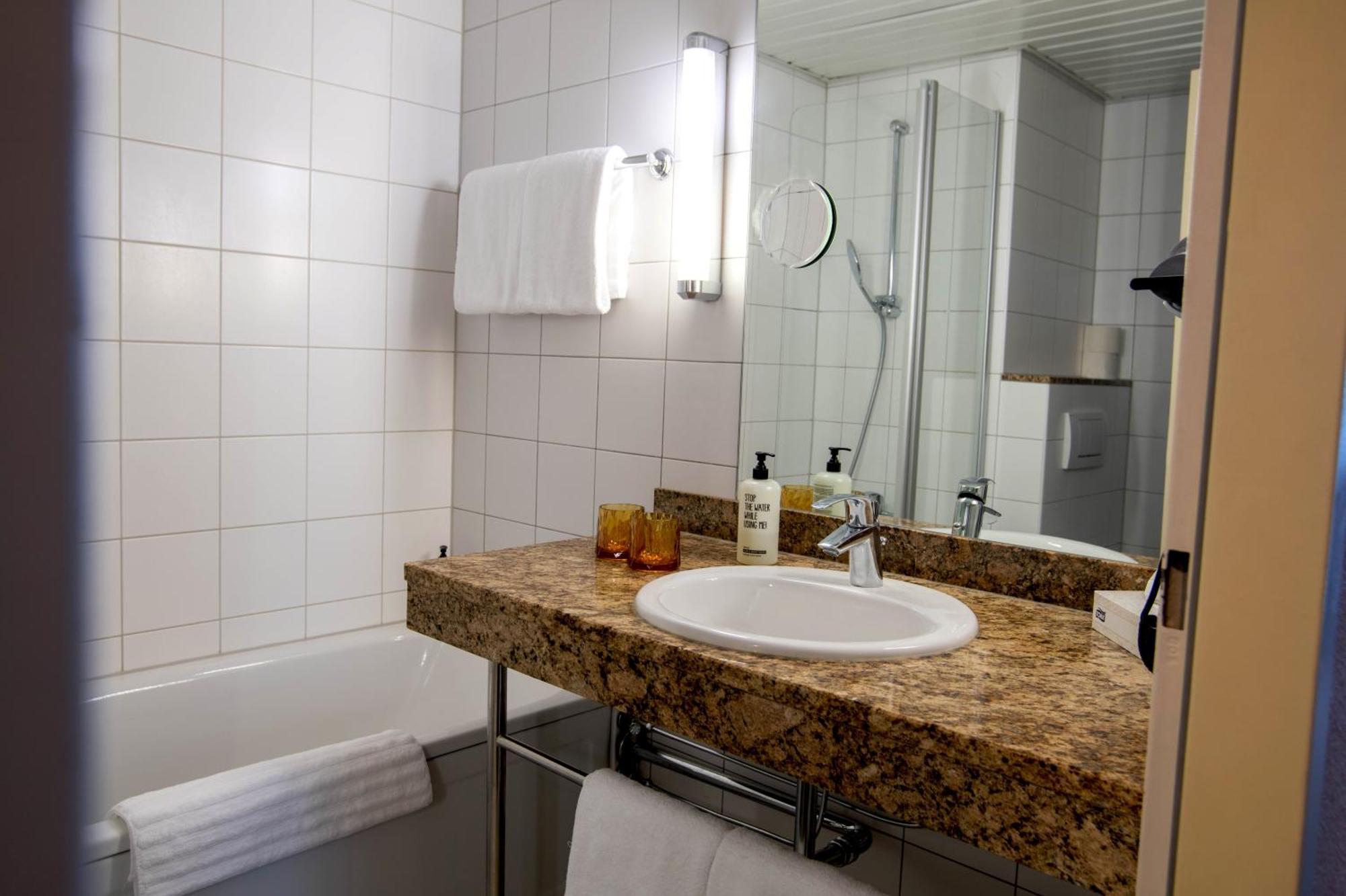 Western Conference Airporthotel Frankfurt *